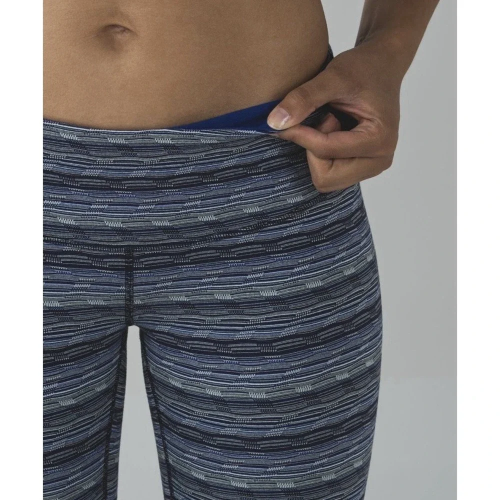 Lululemon Wunder Under 7/8 High Rise Leggings Women Size 6 Stretch Yoga Long 30